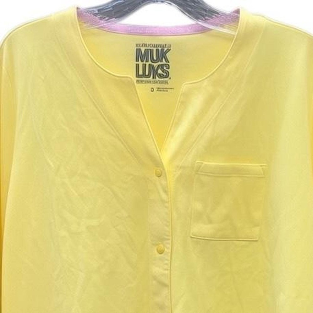 NWT MUK LUKS Yellow Loungewear 2 Piece Set - Shorts & Top Sz Small - Picture 3 of 5